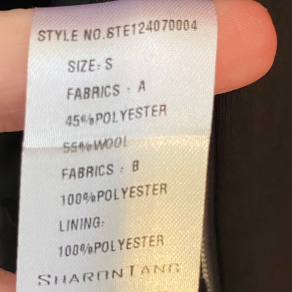 SUPER STYLISH RED/BLACK COAT DRESS - Picture 11 of 11